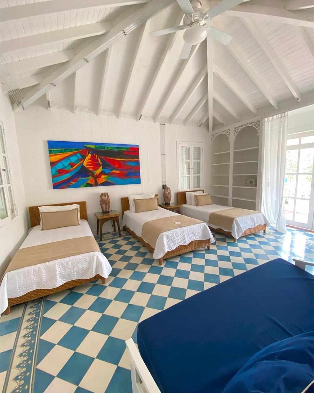 Hotel Agua Azul Beach Resort Hatillo Экстерьер фото