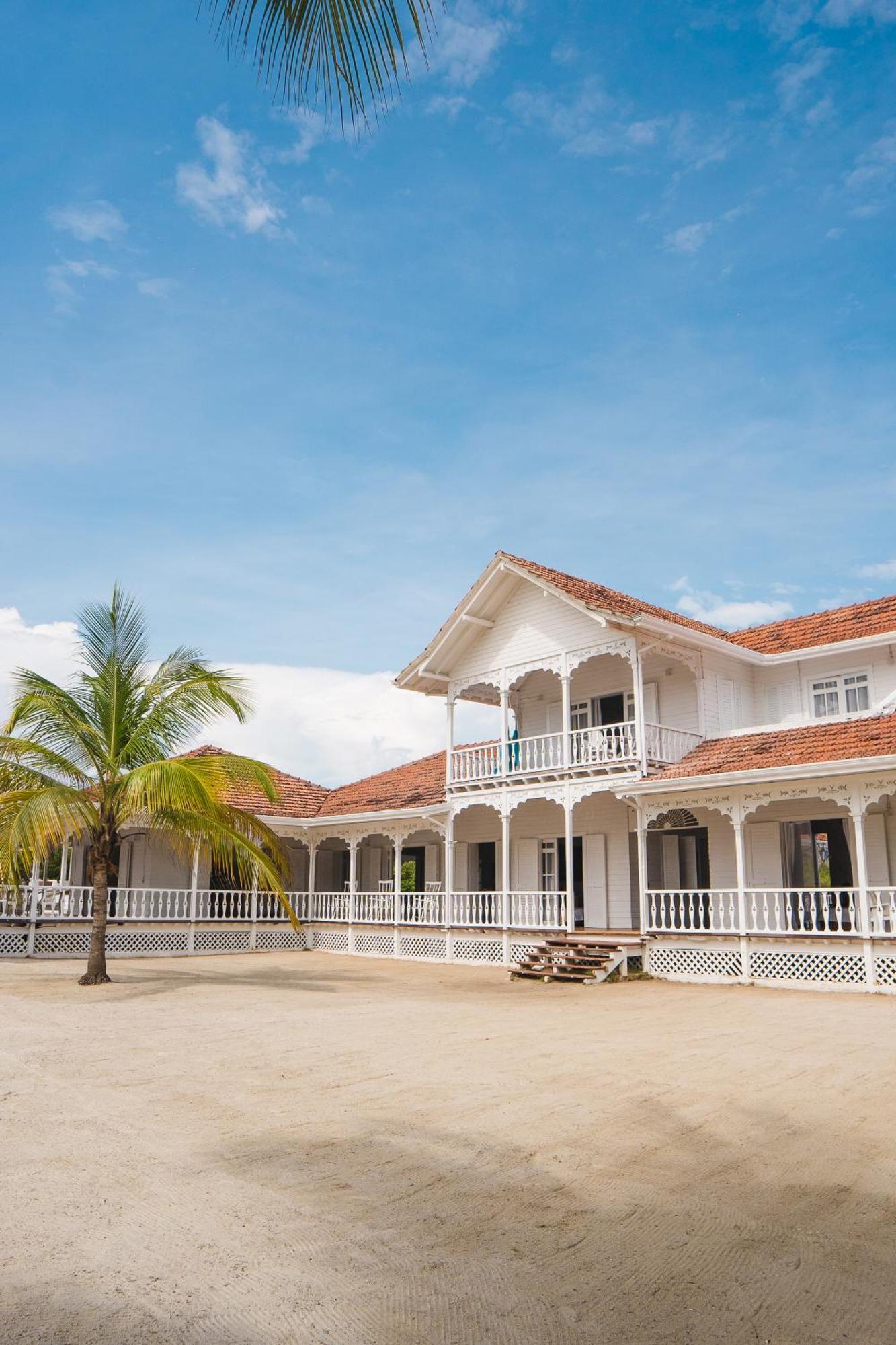 Hotel Agua Azul Beach Resort Hatillo Экстерьер фото